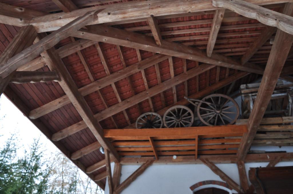 Ostoya Inn & Granary Jasionka Buitenkant foto