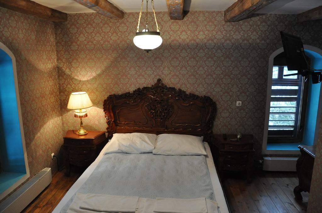 Ostoya Inn & Granary Jasionka Buitenkant foto